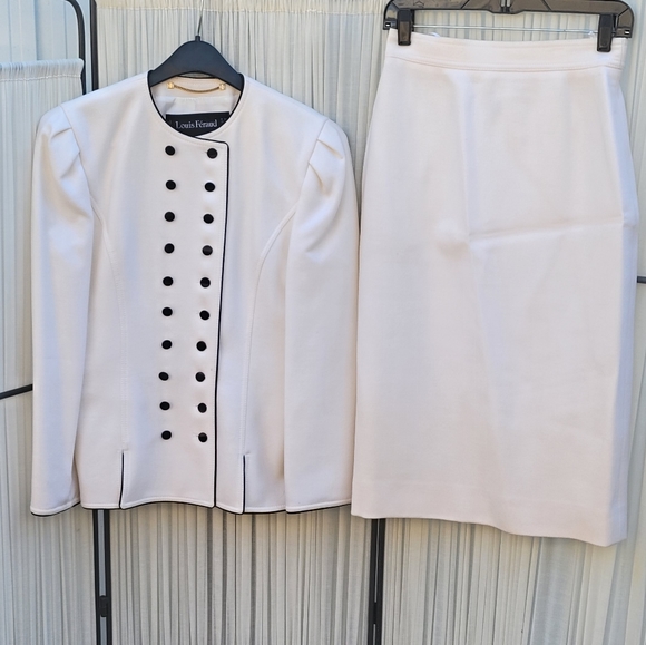Louis Feraud Jackets & Blazers - Louis Feraud Vintage 2PC Suit Blazer&Skirt Set